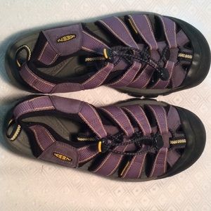 Keen- water shoes